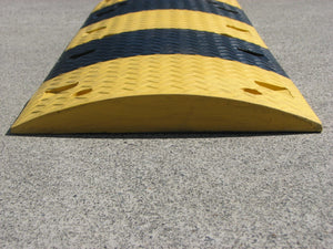 2.7m Rubber Speed Hump with Fixings