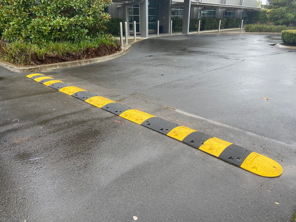6.2m Rubber Speed Hump with Fixings – Car Park Safety Supplies