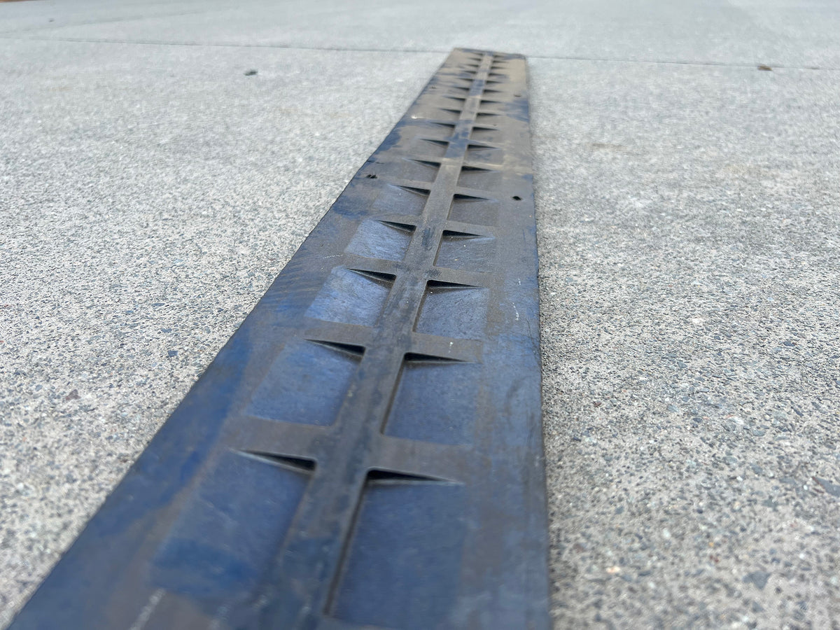 1500mm HD Rubber Rumble Strip – Car Park Safety Supplies