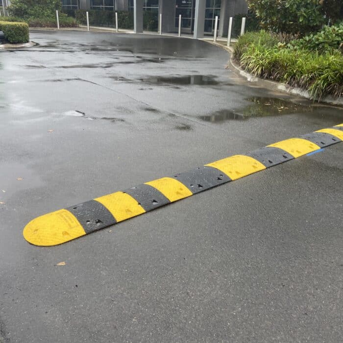 Auto Rack Hump Aggressive Speed Hump 75mm - Black End Cap – Car Park Safety Supplies